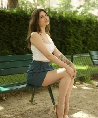 Соблазнительная барышня готова погрузить тебя в мир наслаждения и страсти. Приходи ко мне, и я покажу тебе, что такое истинное наслаждение. Ты не пожалеешь! 2379, 25 лет